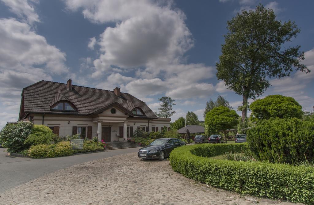 Hotel Dworek Nad Pilica à Nowe Miasto nad Pilicą Extérieur photo